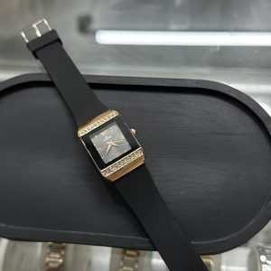 Strap watch black 01