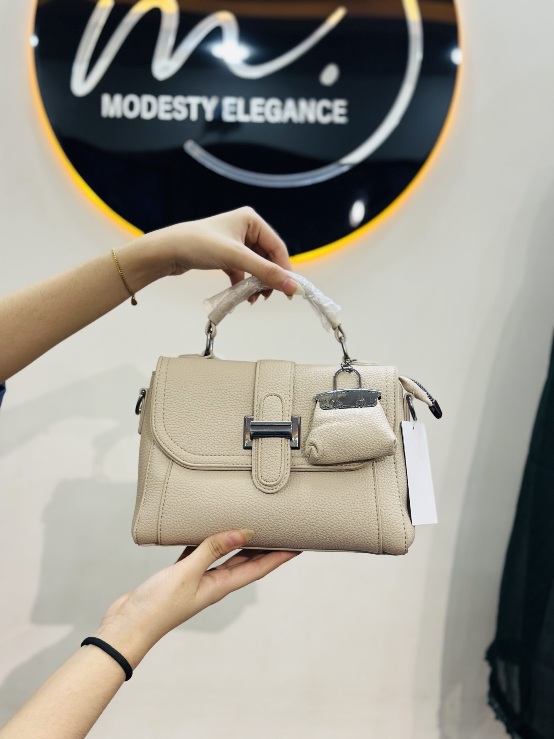 Skin or khaki bag